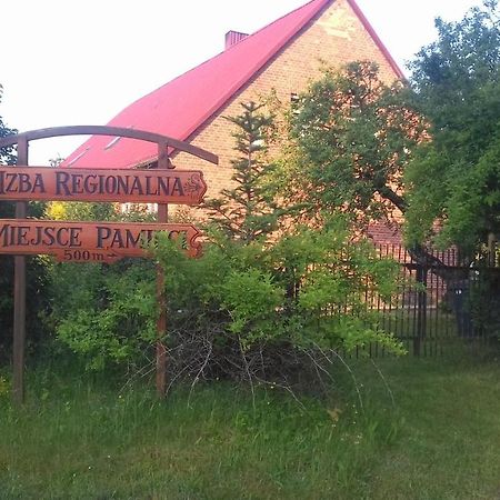 Izdebka W Zaciszu Bed & Breakfast Czarna Dabrowka Exterior photo